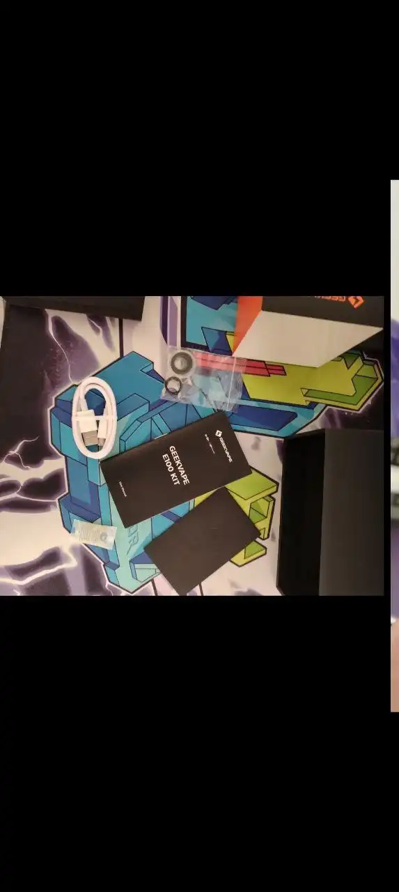 Е100 в идеальном состоянии - Электронные сигареты (Барахолка) в Оренбург