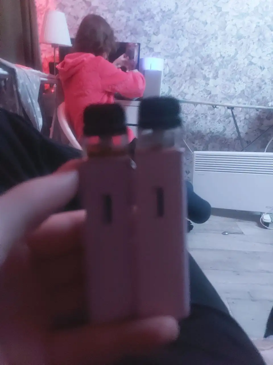 Продажа двух мини розовых лимиток - Барахолка в Оренбург