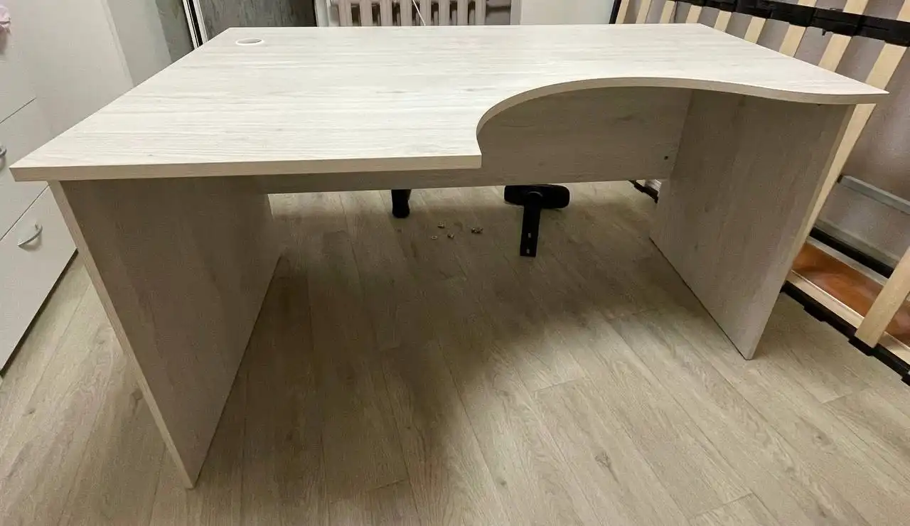 Продажа компьютерного стола