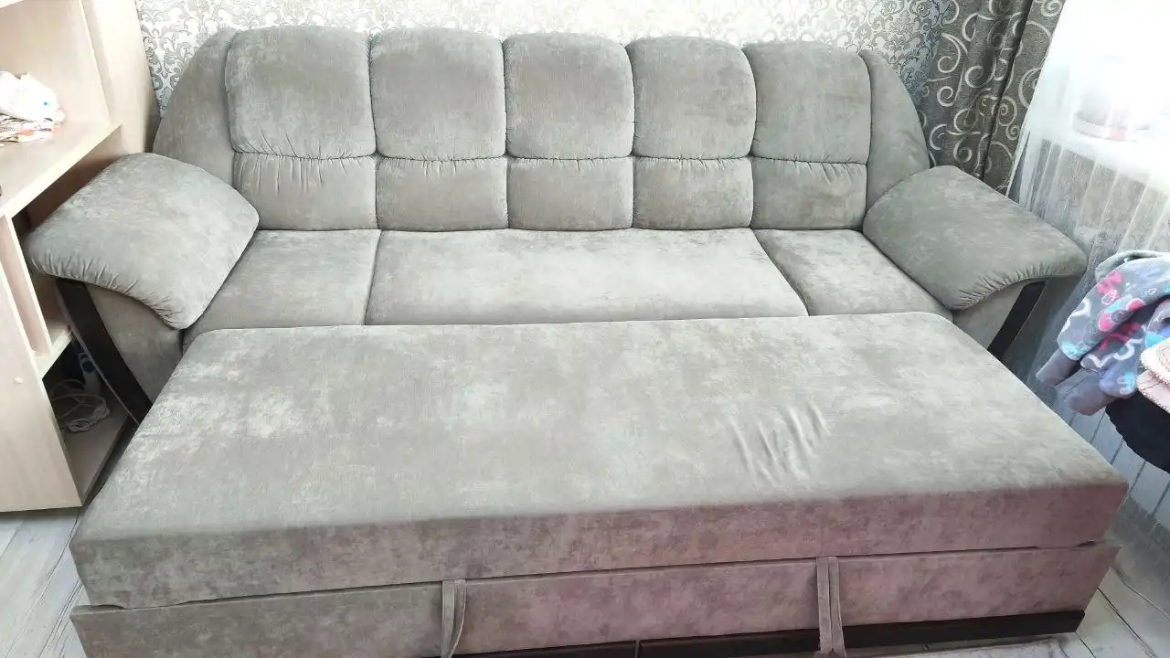Шикарный диван с химической чисткой