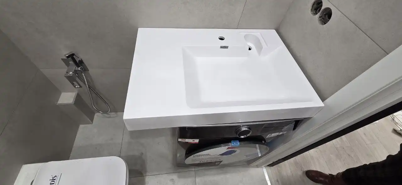 Раковина из искусственного камня 80×55 новая