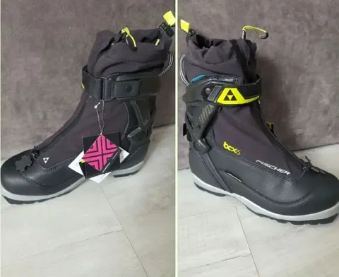 Лыжные ботинки FISCHER BCX6 размер 43 новые - Хобби и отдых в Южно-Сахалинск