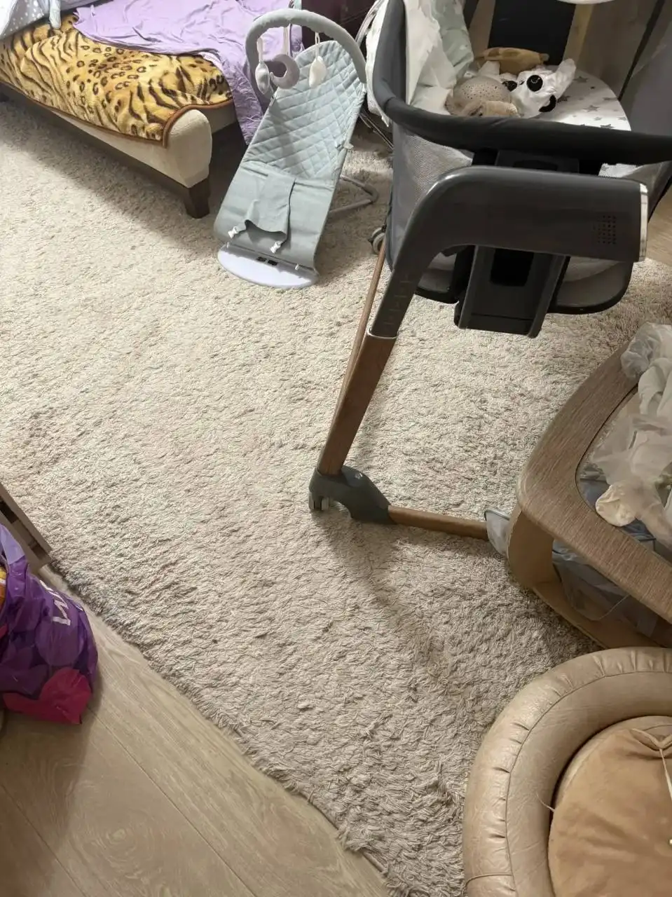 Бесплатный ковер б/у 4x2.5