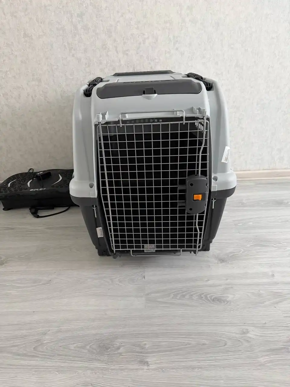 Продажа перевозки для собак Бокс 5 skudo