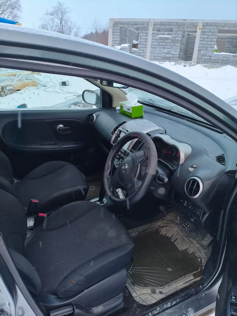 Продажа Nissan Note 2008 года на газе и бензине