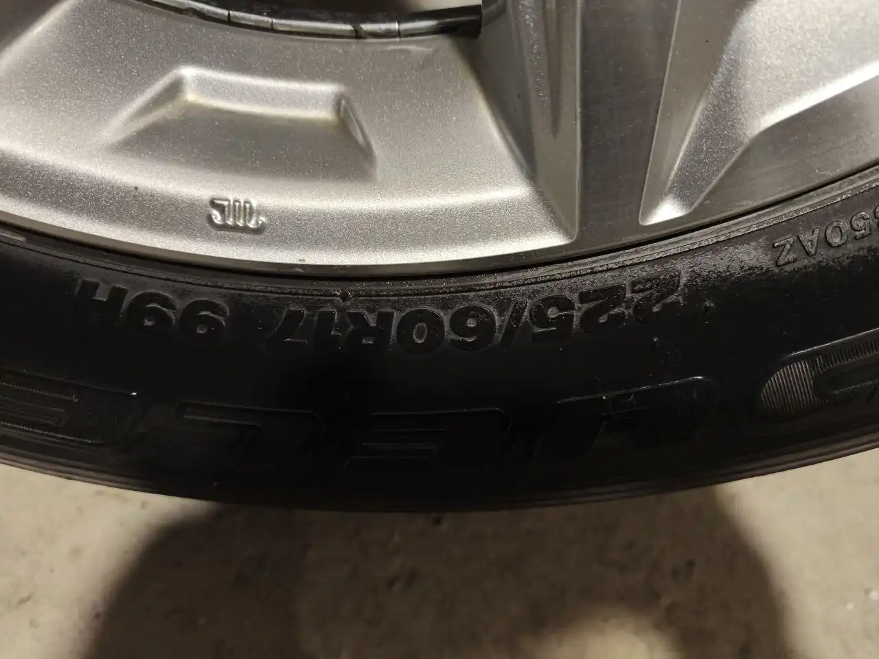 Продам комплект летних колес с Японии для Toyota Forerunner