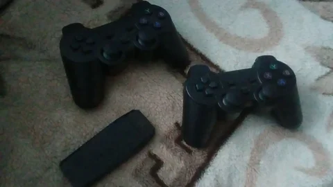 Продажа игровой консоли с 4000 игр - Телевизоры в Южно-Сахалинск