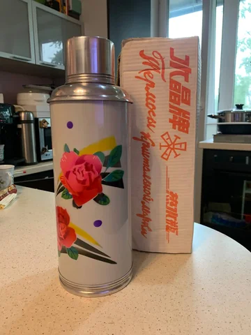 Термос 2 литра, новый, Китай 80-х годов - Барахолка в Южно-Сахалинск