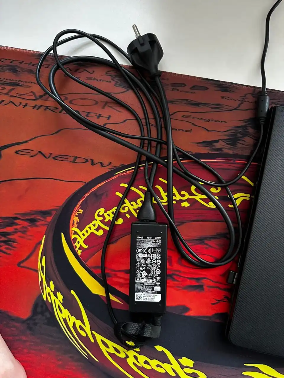 Продажа рабочего ноутбука Dell - Ноутбуки (Электроника) в Южно-Сахалинск