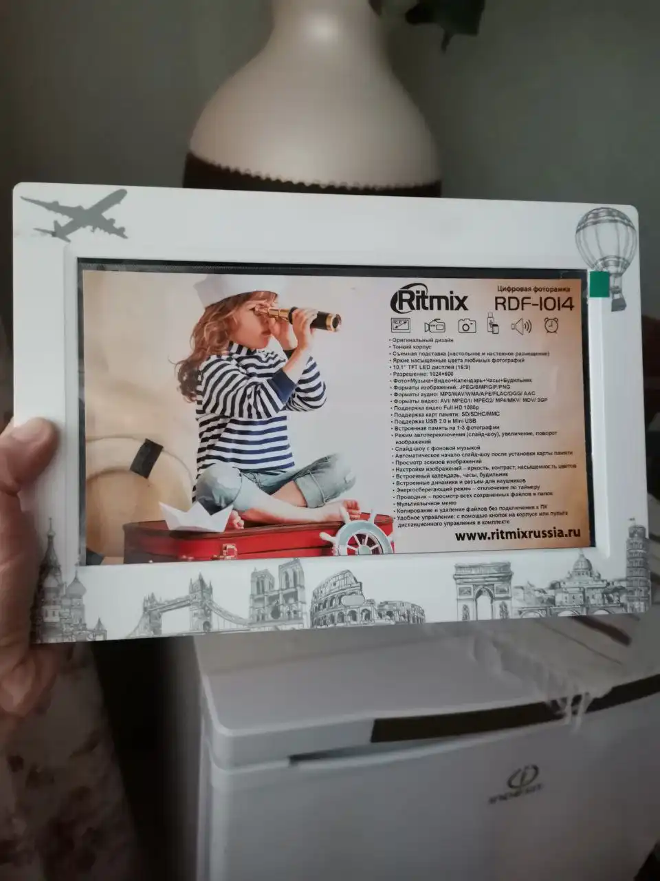 Цифровая фоторамка Ritmix RDF-1014 с ПДУ - Цифровые фоторамки (Электроника) в Южно-Сахалинск