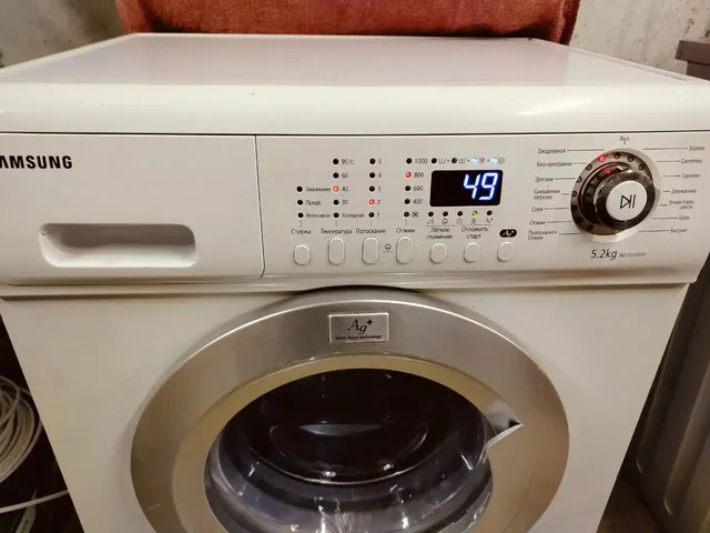 Продам стиральную машину Samsung 5.5 кг - Освещение в Южно-Сахалинск