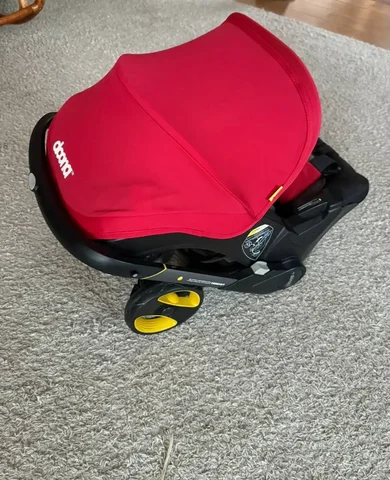 Продам автолюльку Doona+ - Игрушки в Южно-Сахалинск