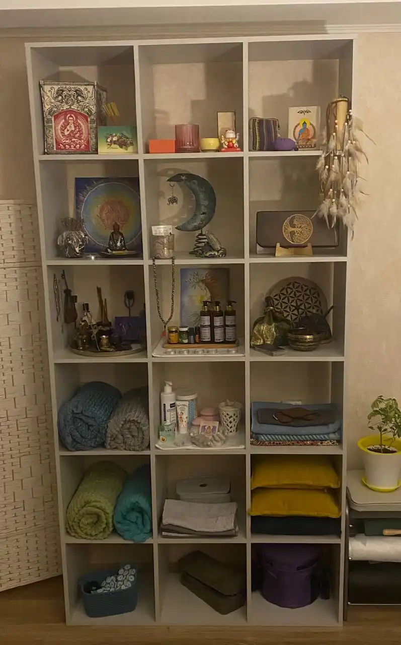 Продажа стеллажа и ширмы - Для дома и дачи в Южно-Сахалинск