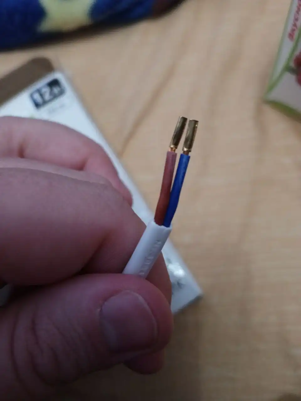 Продам встраиваемый светильник диаметром 145/95 мм - Освещение (Для дома и дачи) в Южно-Сахалинск