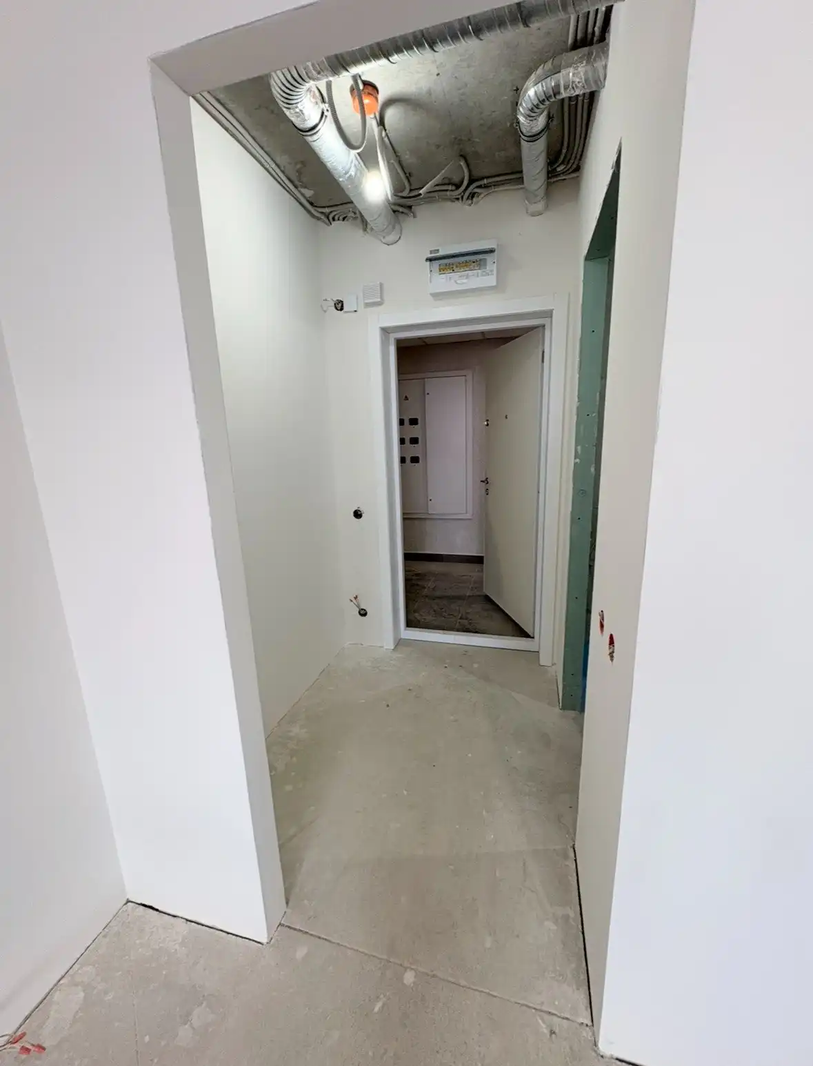 Студия в Уюн Парке, 20 кв.м., 3 этаж - Квартиры (Недвижимость) в Южно-Сахалинск