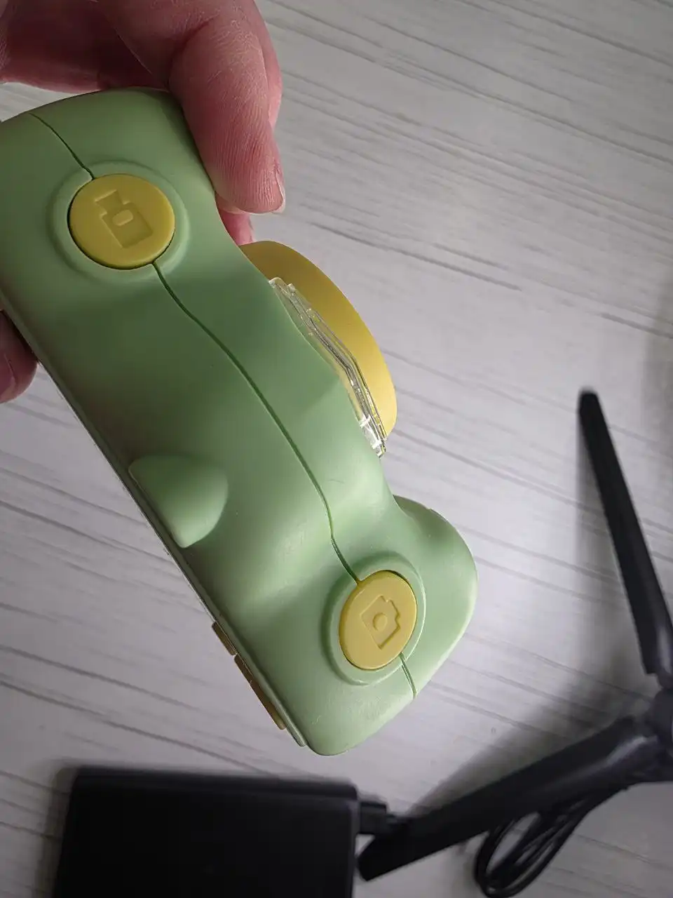 Продается детский фотоаппарат б/у - Товары для детей в Южно-Сахалинск