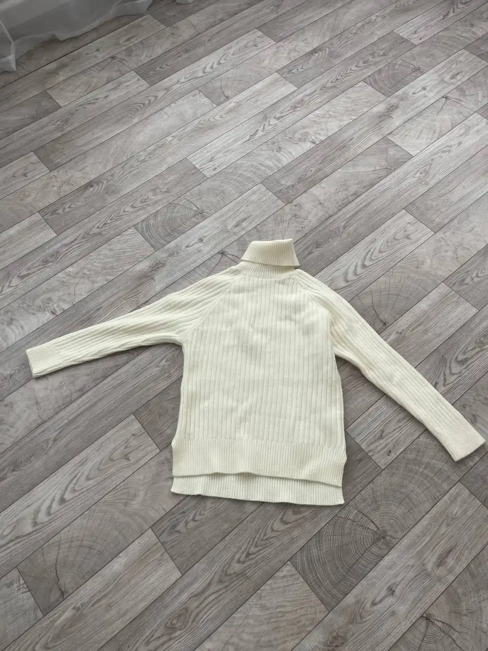 Одежда размер 42-44 - Одежда в Южно-Сахалинск