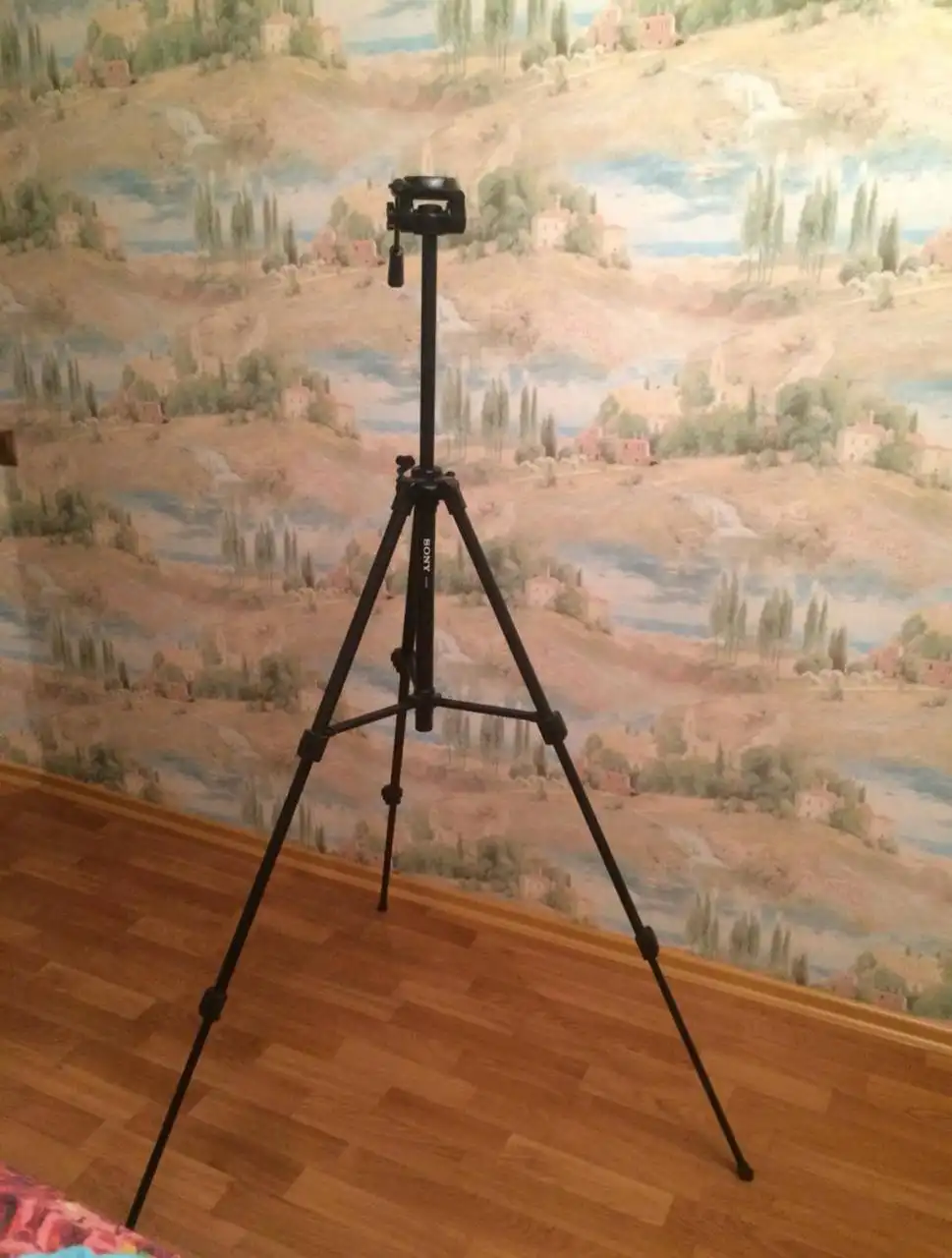 Продам штатив SONY VCT-R640 - Фото и видео аксессуары (Электроника) в Южно-Сахалинск