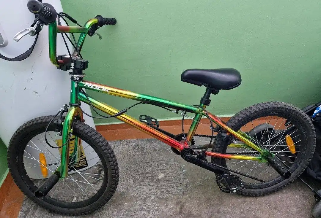 Продам велосипед в Южно-Сахалинске - Велосипеды (Хобби и отдых) в Южно-Сахалинск