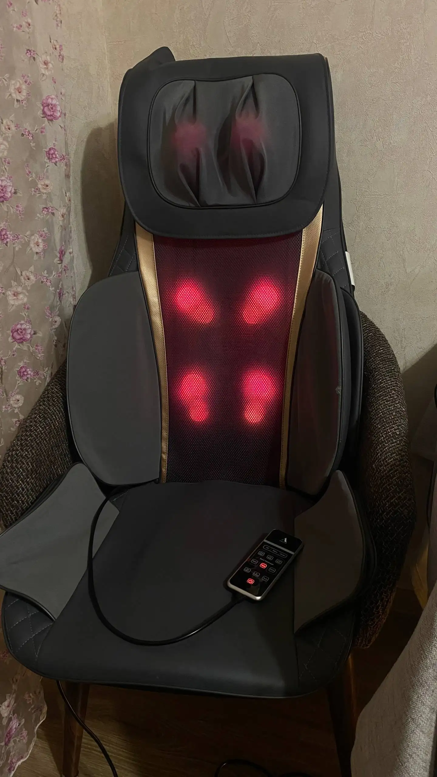 Продажа стеллажа и массажного кресла - Мебель (Для дома и дачи) в Южно-Сахалинск