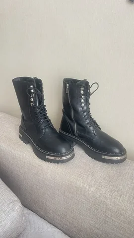 Ботинки зимние женские размер 40 - Свадебные платья в Южно-Сахалинск
