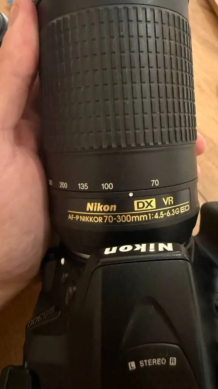 Продам фотоаппарат Nikon D5300 с комплектом - Фототехника (Электроника) в Южно-Сахалинск