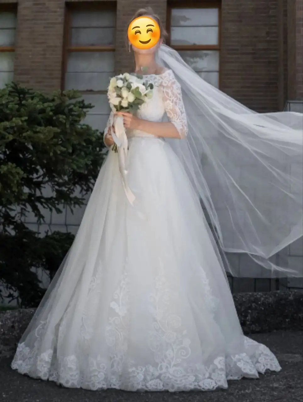 Свадебное платье размер 42 - Свадебные платья (Одежда) в Южно-Сахалинск