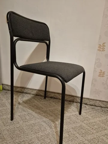 Продам прочный стул с металлической окантовкой - Снегоуборщик в Южно-Сахалинск