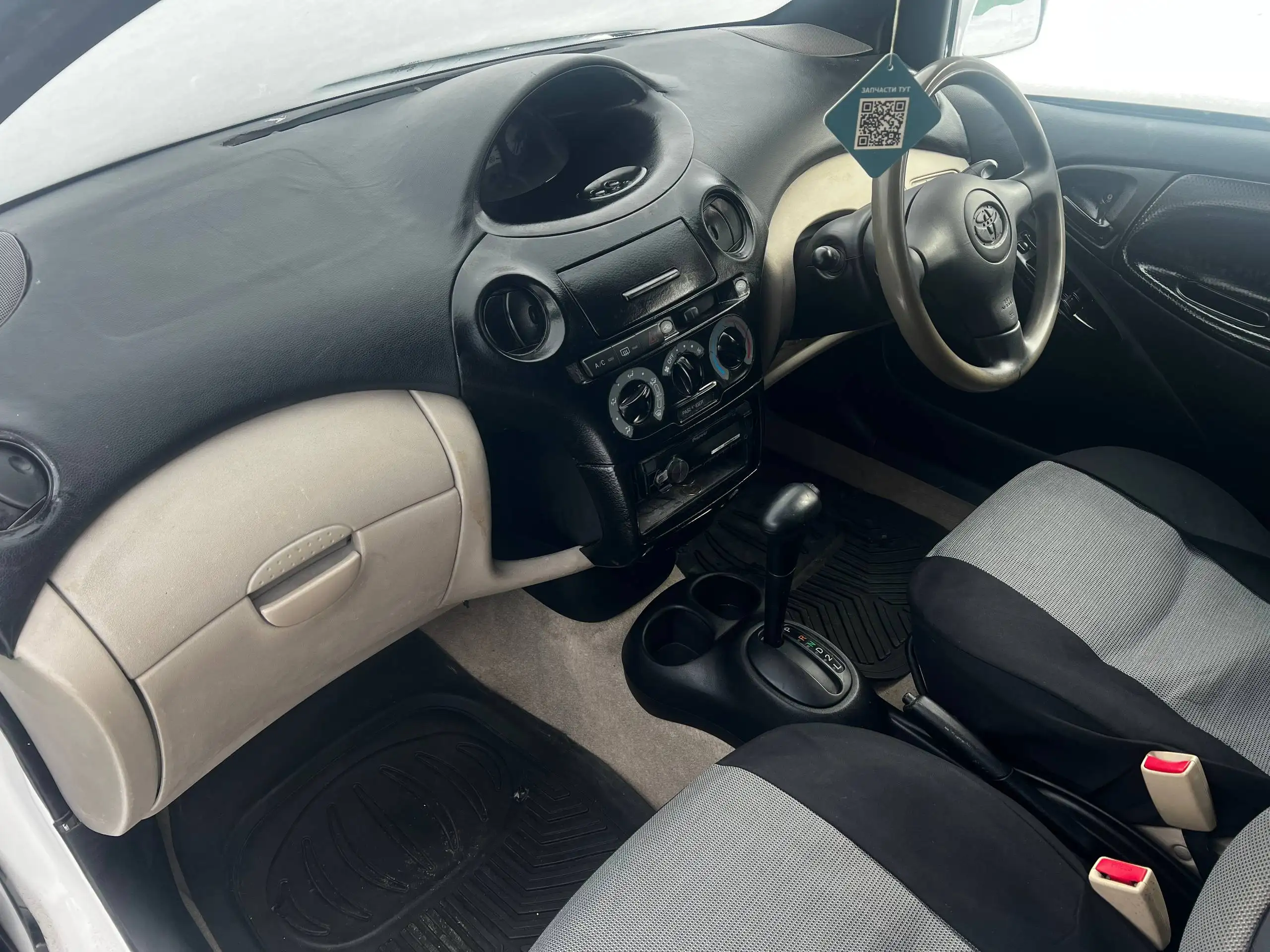 Продажа автомобиля Platz 2003 года - Легковые автомобили (Авто) в Южно-Сахалинск