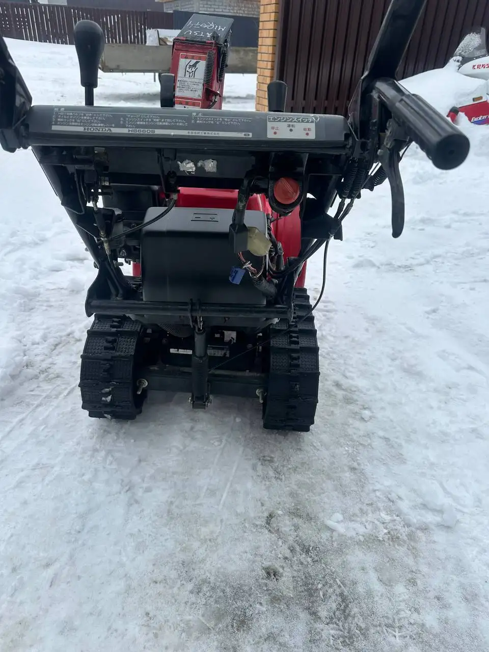 Бензиновый снегоуборщик Honda 7 л.с. - Снегоуборщик (Для дома и дачи) в Южно-Сахалинск