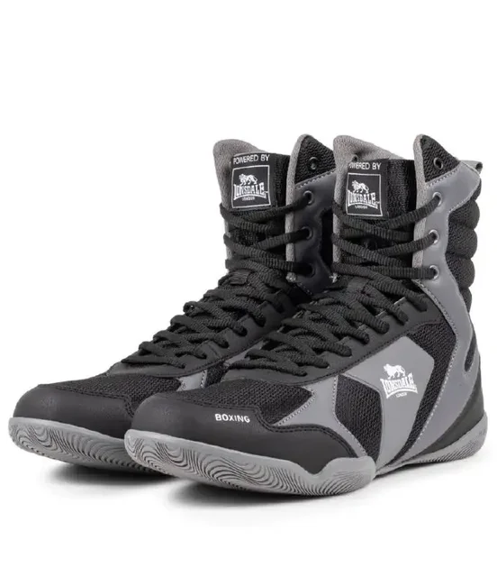 Продажа боксерской формы и шлема Clich - Детские площадки в Южно-Сахалинск