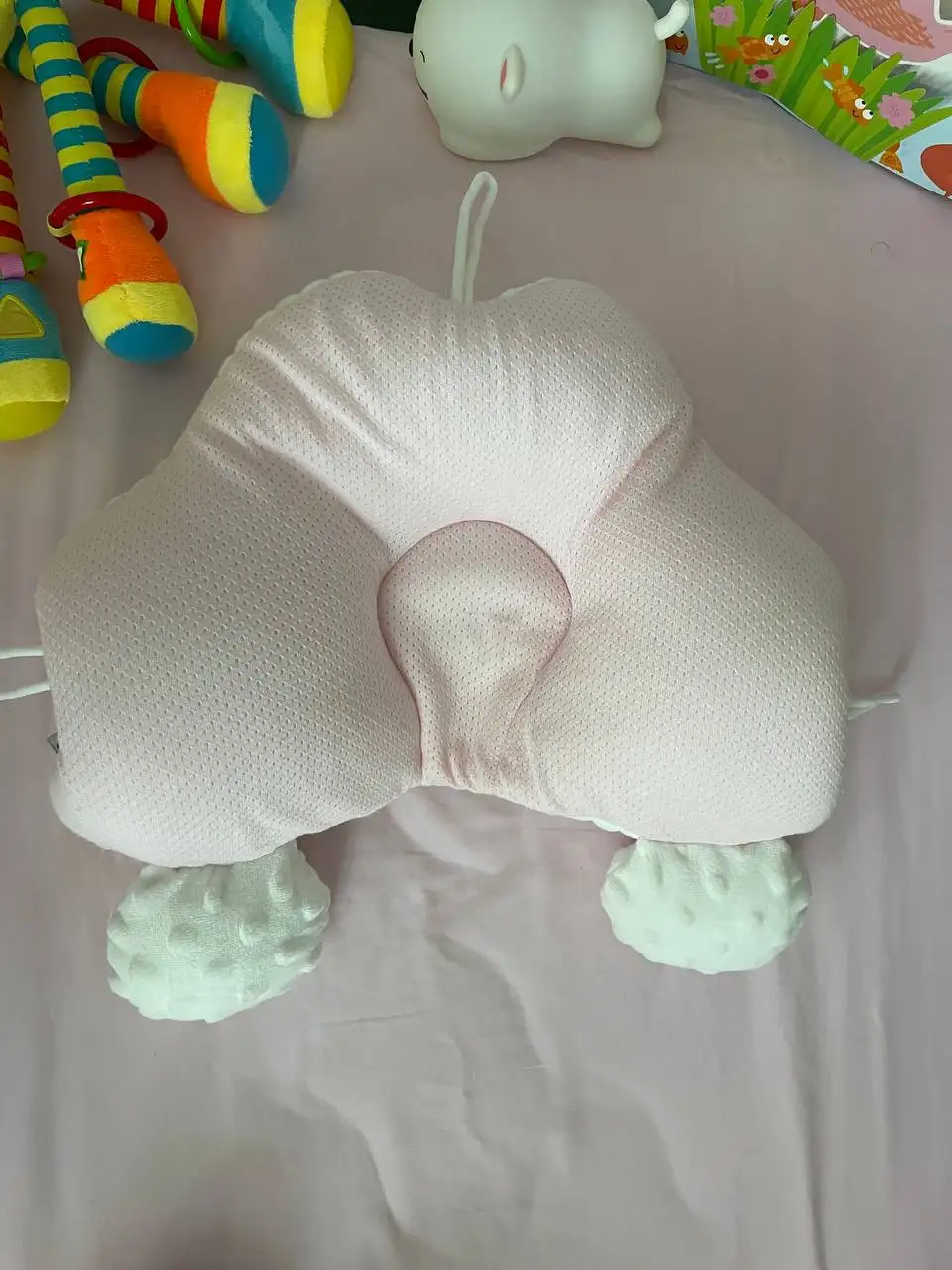 Двусторонняя подушка позиционер-кокон для детей - Подушки и постельные принадлежности (Товары для детей) в Южно-Сахалинск