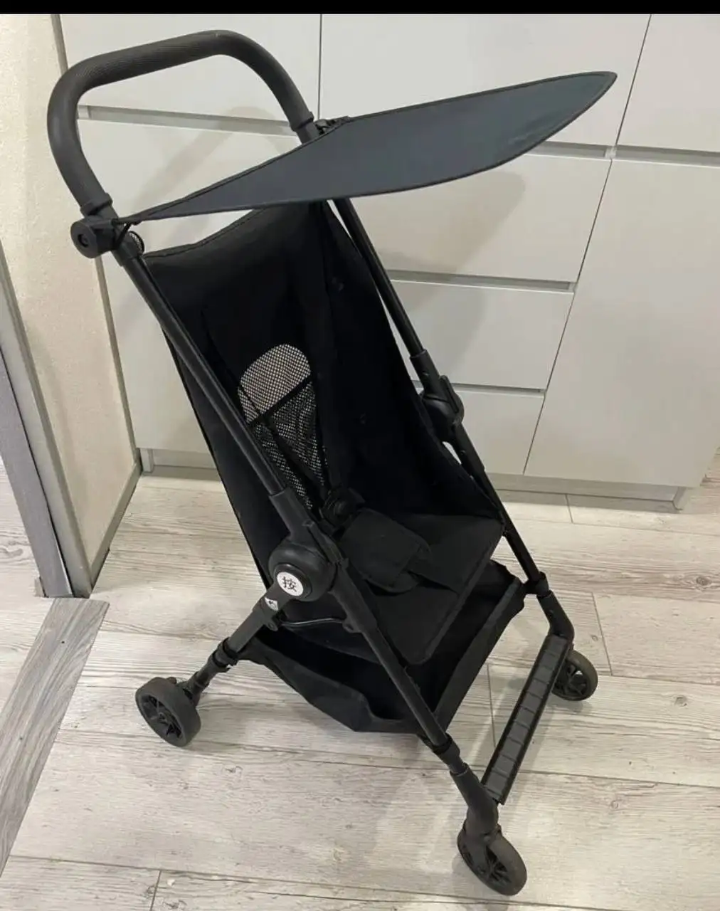 Коляска супер легкая для путешествий - Детские коляски (Товары для детей) в Южно-Сахалинск