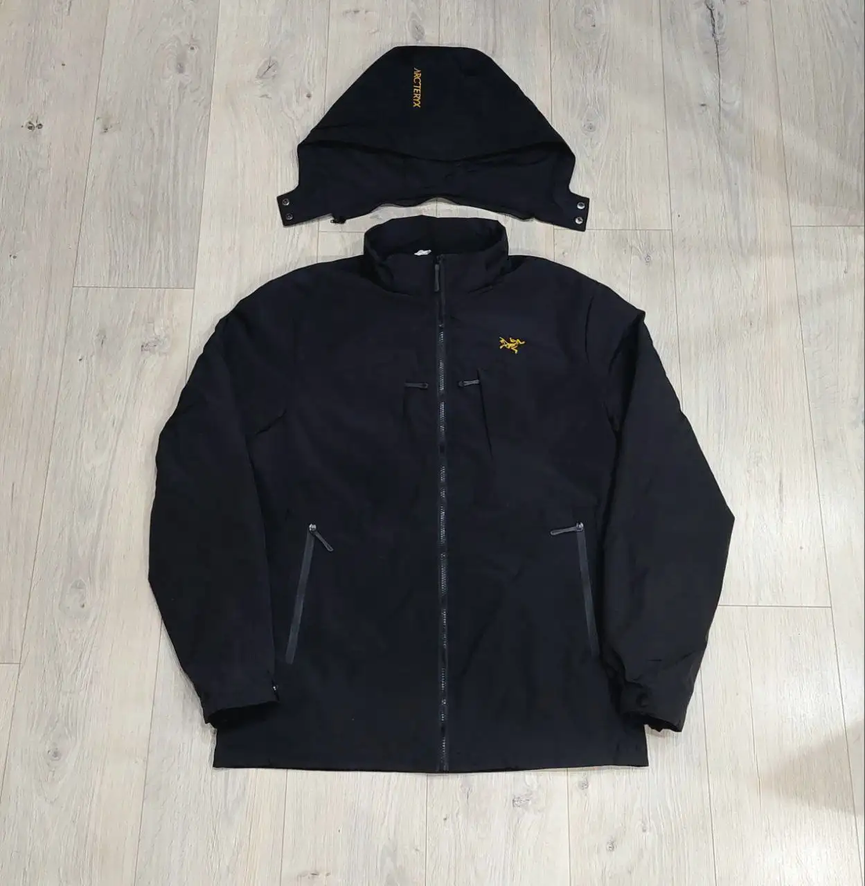 Куртка ARC'teryx мембрана весна-осень - Верхняя одежда (Одежда) в Южно-Сахалинск