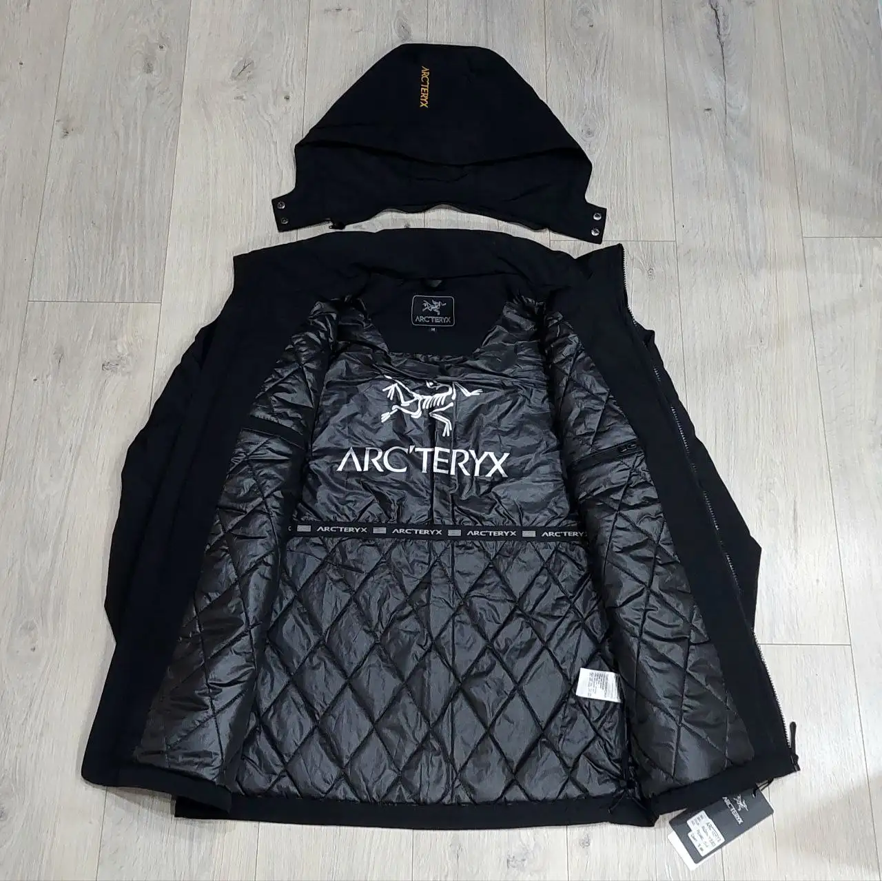 Куртка ARC'teryx мембрана весна-осень - Верхняя одежда (Одежда) в Южно-Сахалинск