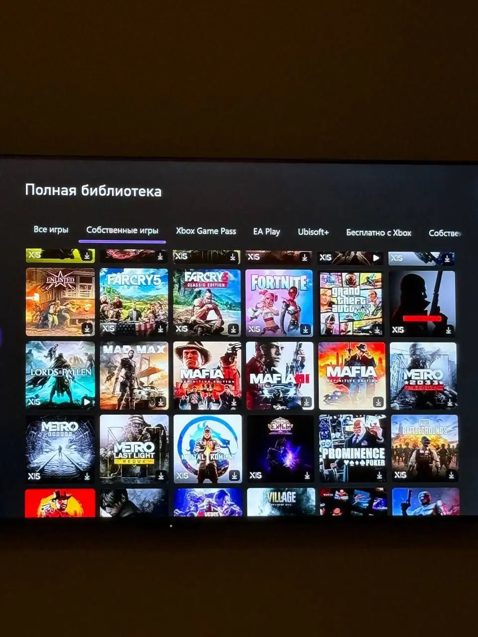 Продам Xbox Series S с аккаунтом и геймпадами - Игровые приставки (Электроника) в Южно-Сахалинск