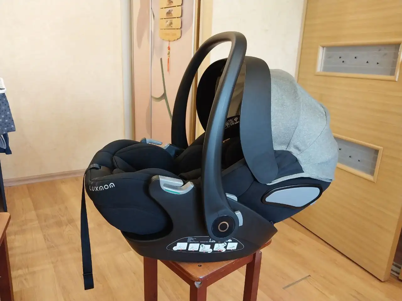 Продается коляска 3 в 1 - Детские коляски (Товары для детей) в Южно-Сахалинск