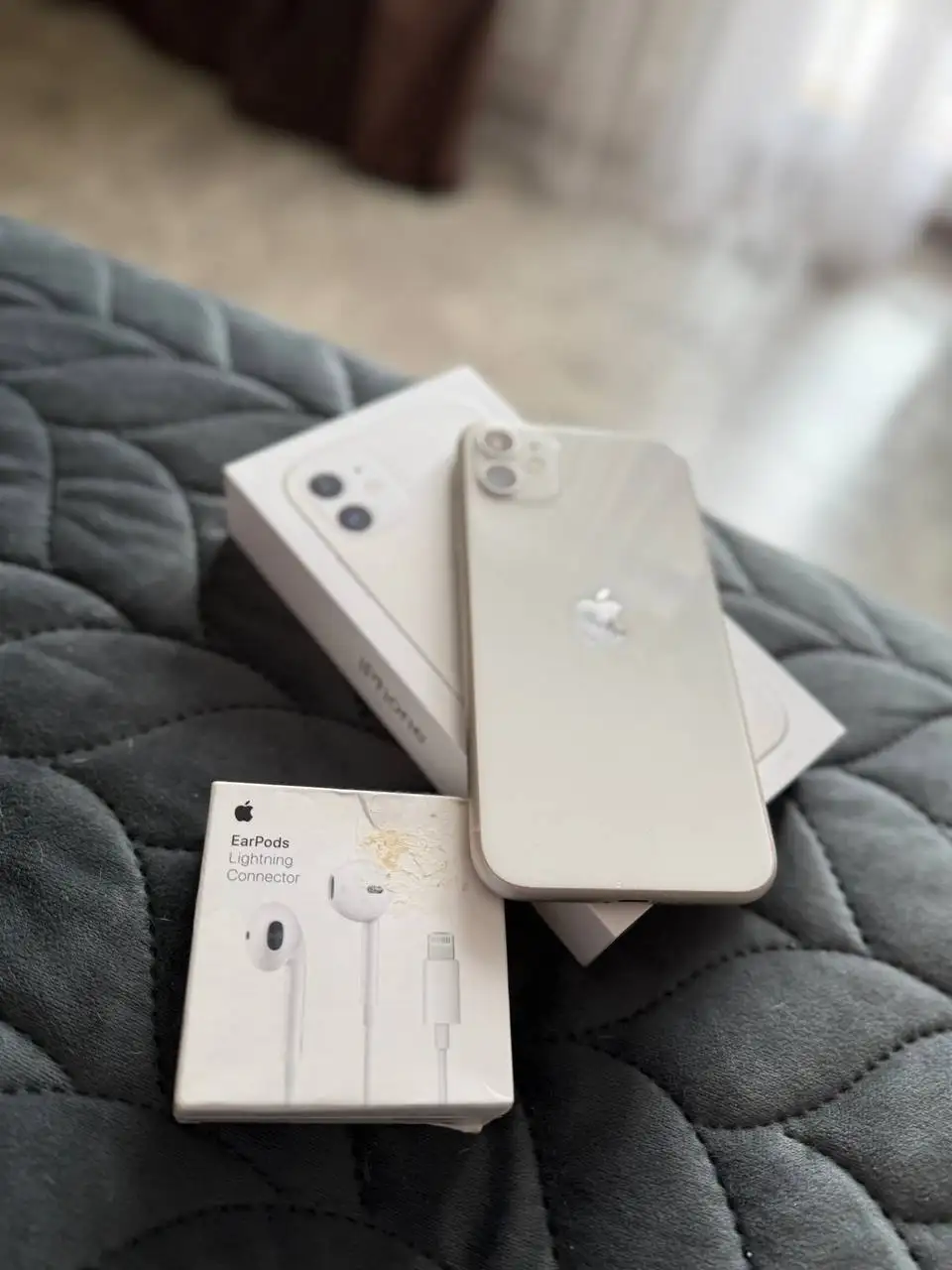 Продам iPhone 11 128gb белый в идеальном состоянии - Смартфоны (Электроника) в Южно-Сахалинск