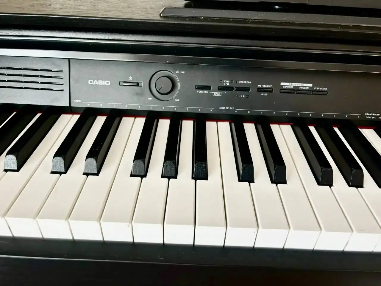 Пианино Casio в отличном состоянии - Музыкальные инструменты (Барахолка) в Южно-Сахалинск