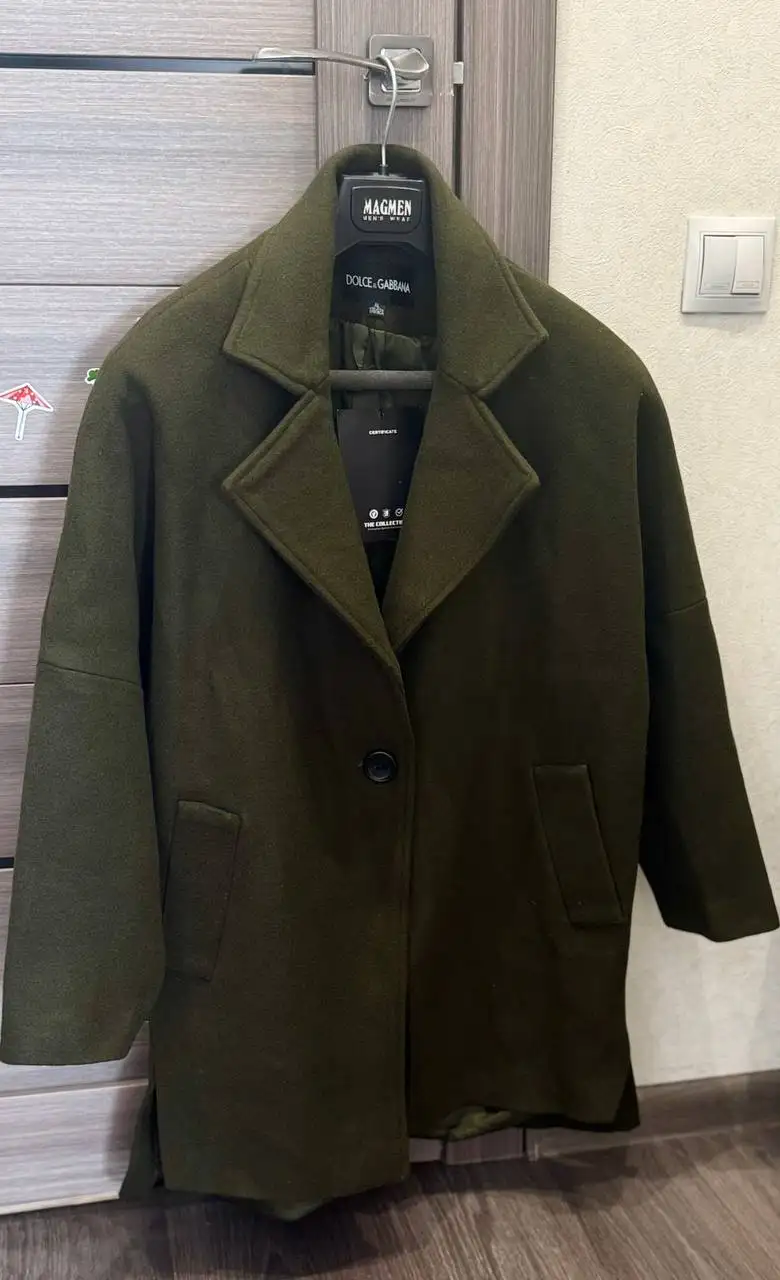 Женское пальто оливкового цвета размер XL - Верхняя одежда (Одежда) в Южно-Сахалинск