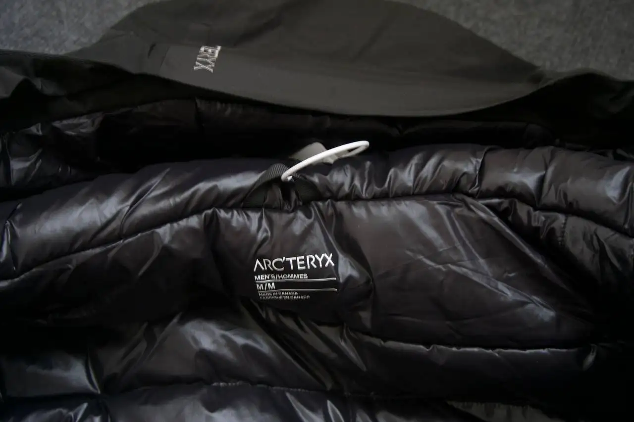 Теплый пуховик Arcteryx Macai для катания в горах - Пуховики (Одежда) в Южно-Сахалинск