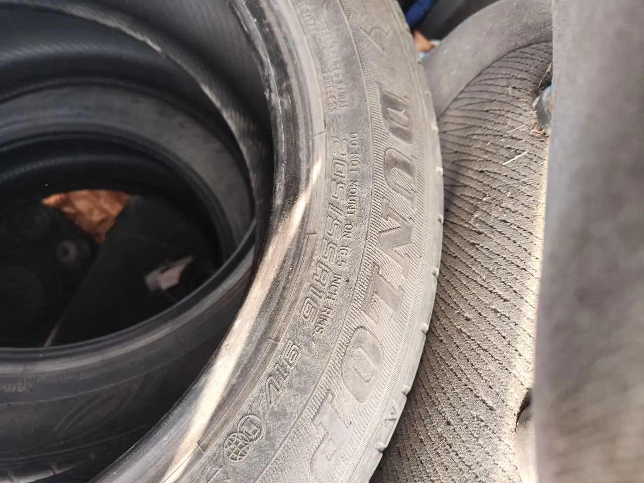 Продам летние шины 205/55/16 из Японии - Шины и диски (Авто) в Южно-Сахалинск