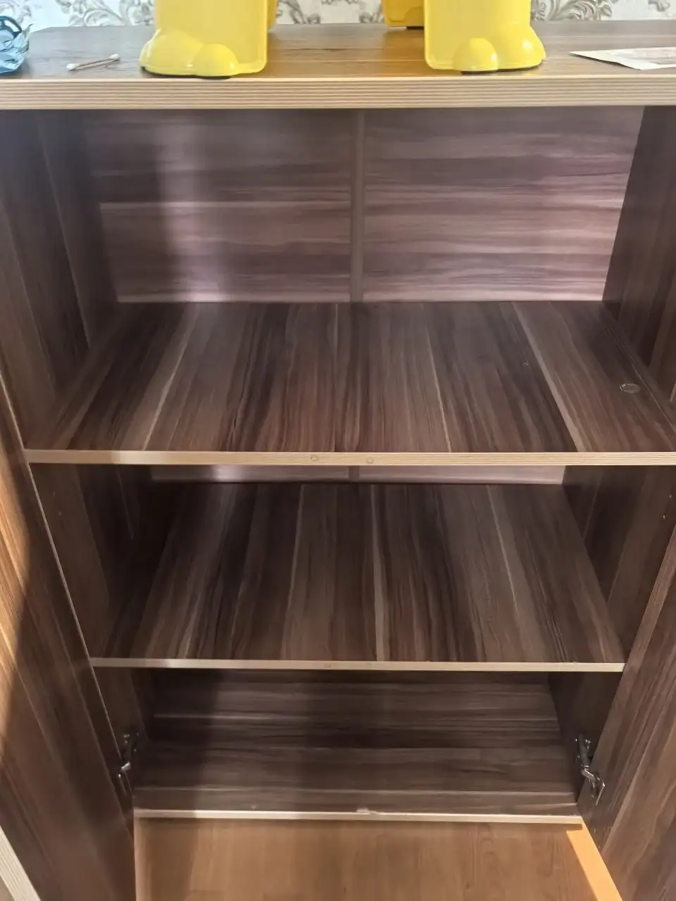 Продам срочно шкаф в Ново-Александровске - Мебель (Барахолка) в Ново-Александровск