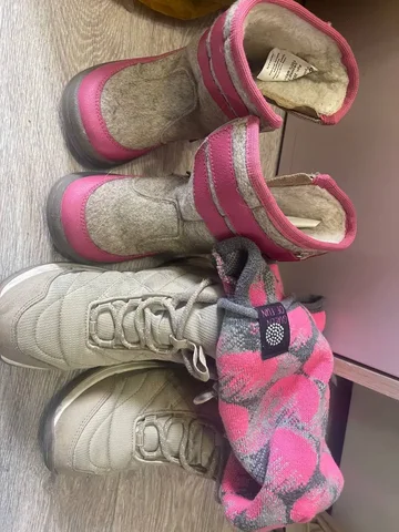 Одежда 26 и 34 размер - Верхняя одежда, обувь, джинсы в Южно-Сахалинск