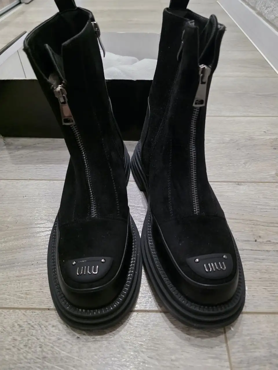 Продажа зимних шин R40 - Шины и диски (Авто) в Южно-Сахалинск