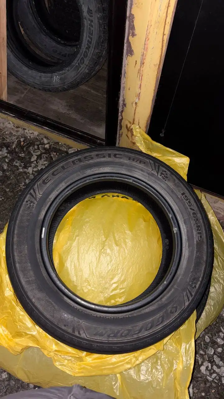 Продам шины 195/65 R15 - Шины и диски (Авто) в Южно-Сахалинск