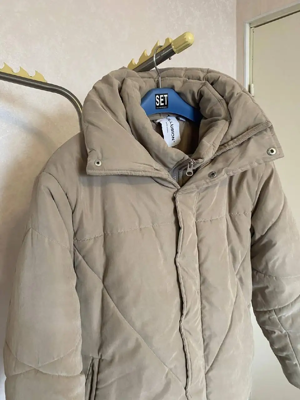 Продам оверсайз куртку в Южно-Сахалинске - Верхняя одежда (Одежда) в Южно-Сахалинск