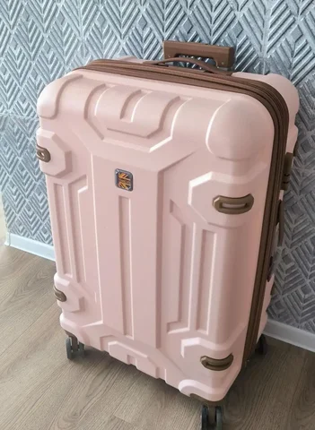 Чемодан для багажа самый большой - Барахолка в Южно-Сахалинск