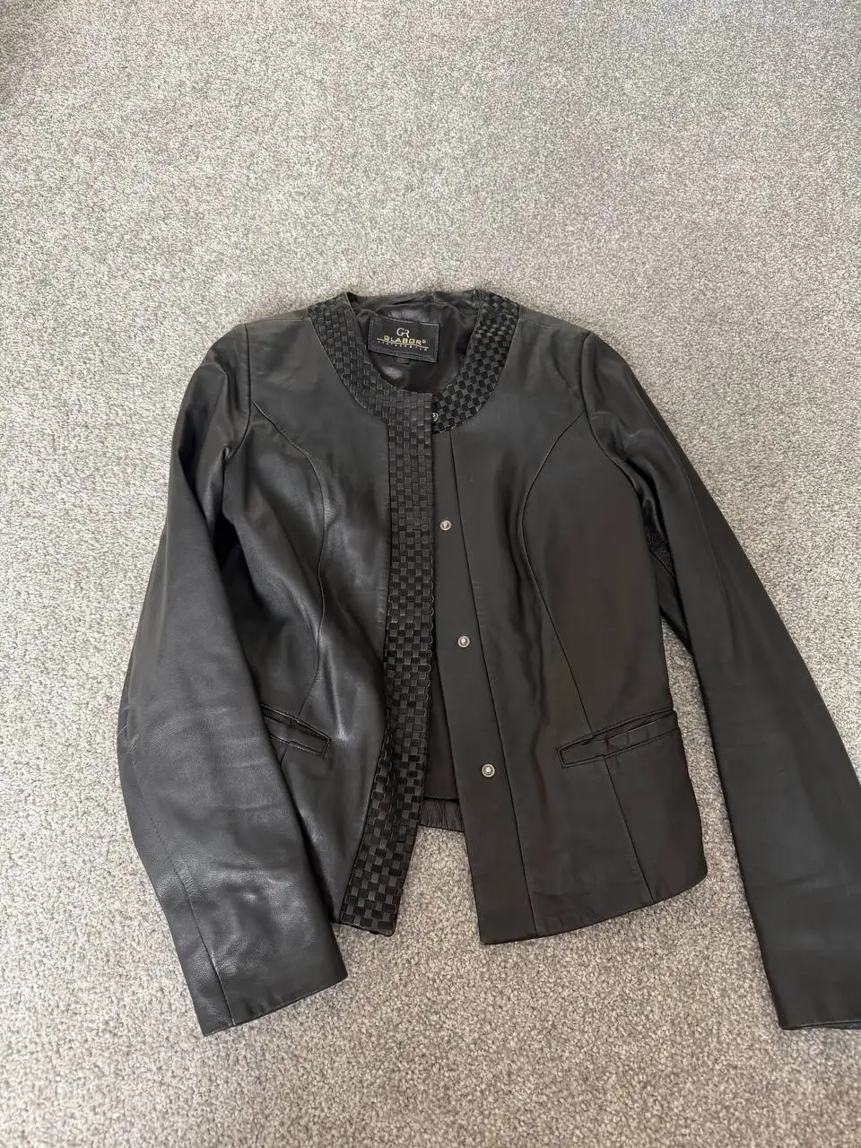 Куртка натуральная кожа, размер 40-42 - Верхняя одежда (Одежда) в Южно-Сахалинск