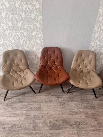 Комплект из 3 кресел из кожзама - Барахолка в Южно-Сахалинск